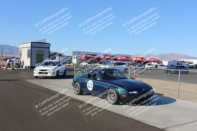 media/Nov-19-2022-Speed Ventures (Sat) [[eb5c8f9508]]/Around the Pits/Pre Grid Black/